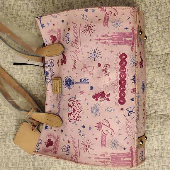 Disney Dooney & Bourke 2014 Princess Half Marathon Weekened‎ Bag - Picture 5 of 16